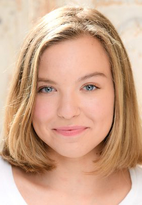 actor Aislinn DeButch large photo