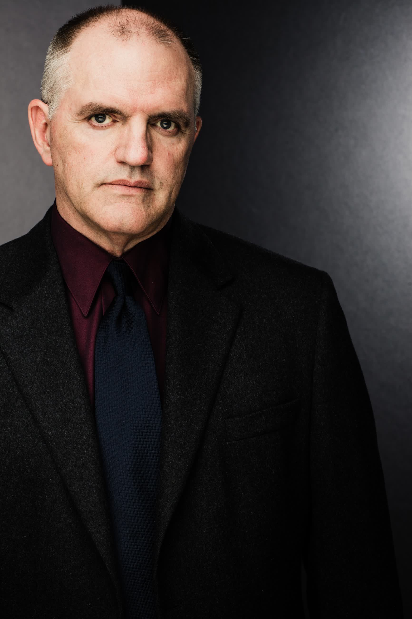 actor Scott MacDonald large photo