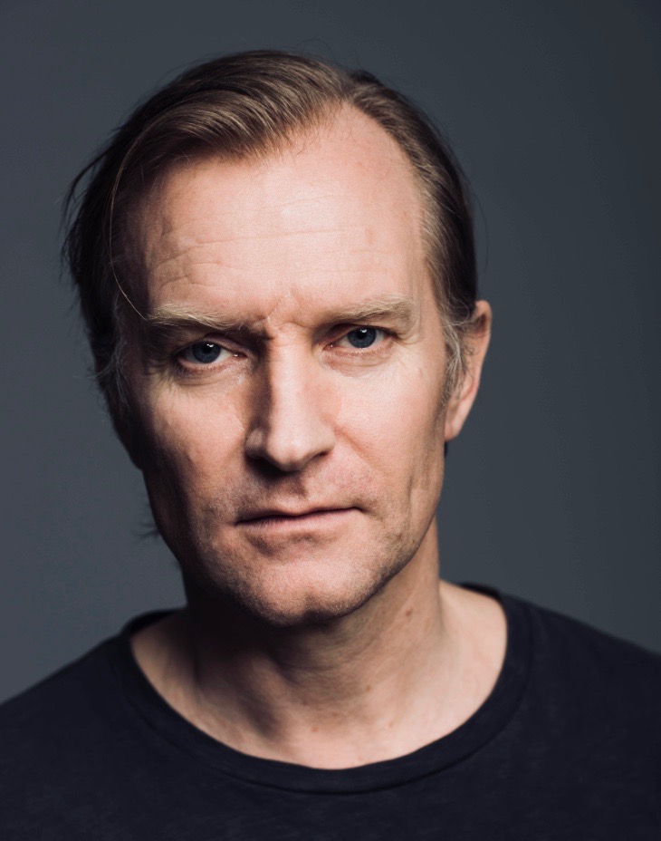 actor Ulrich Thomsen large photo