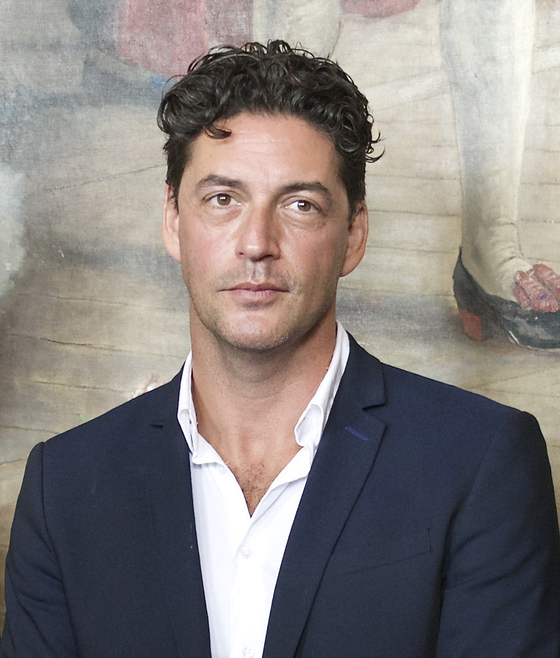 actor Reuben Sallmander large photo