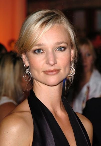 actor Kari Matchett large photo