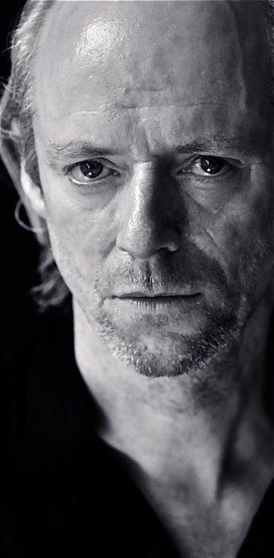 actor Ned Dennehy large photo