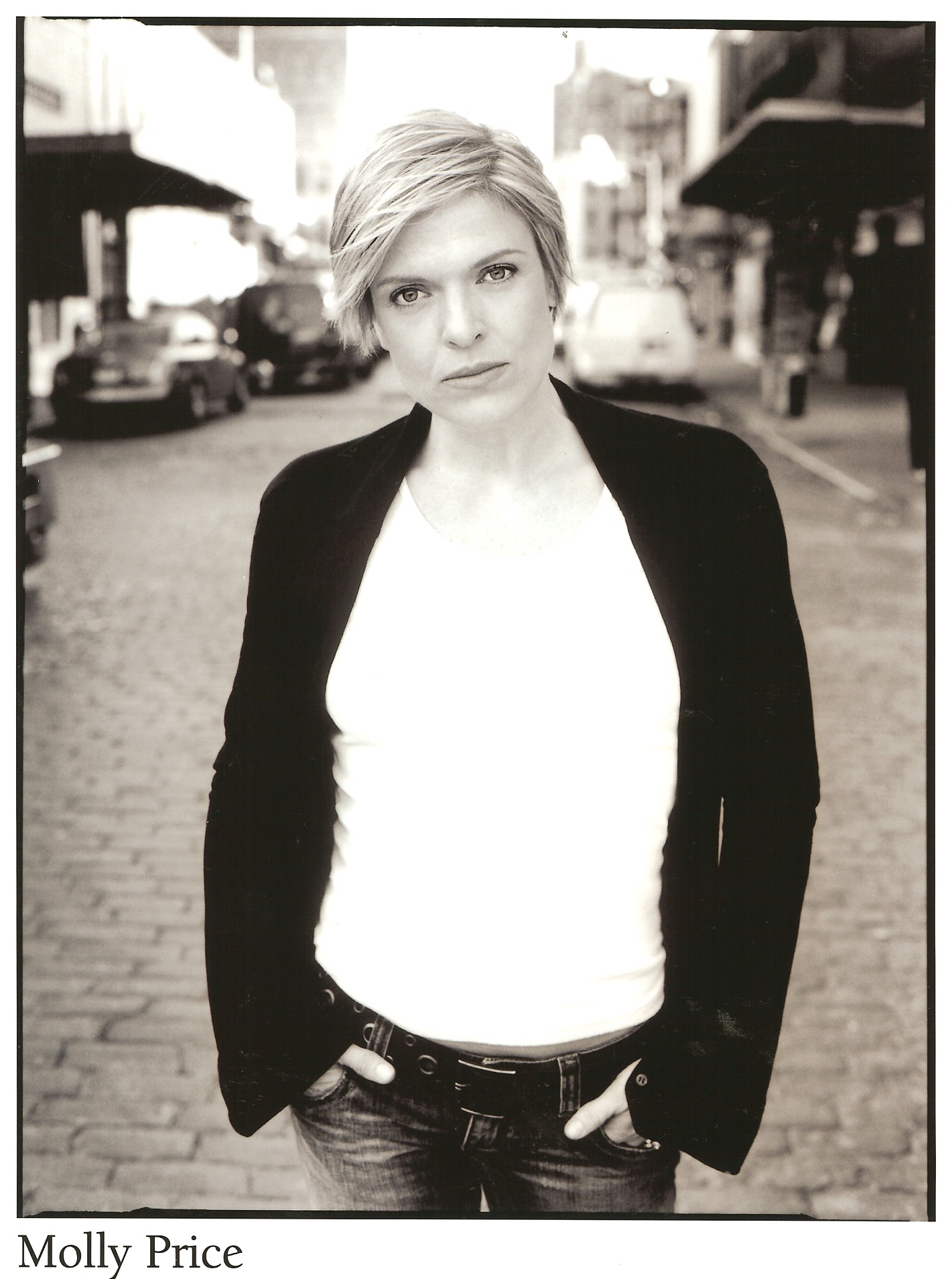 actor Molly Price large photo