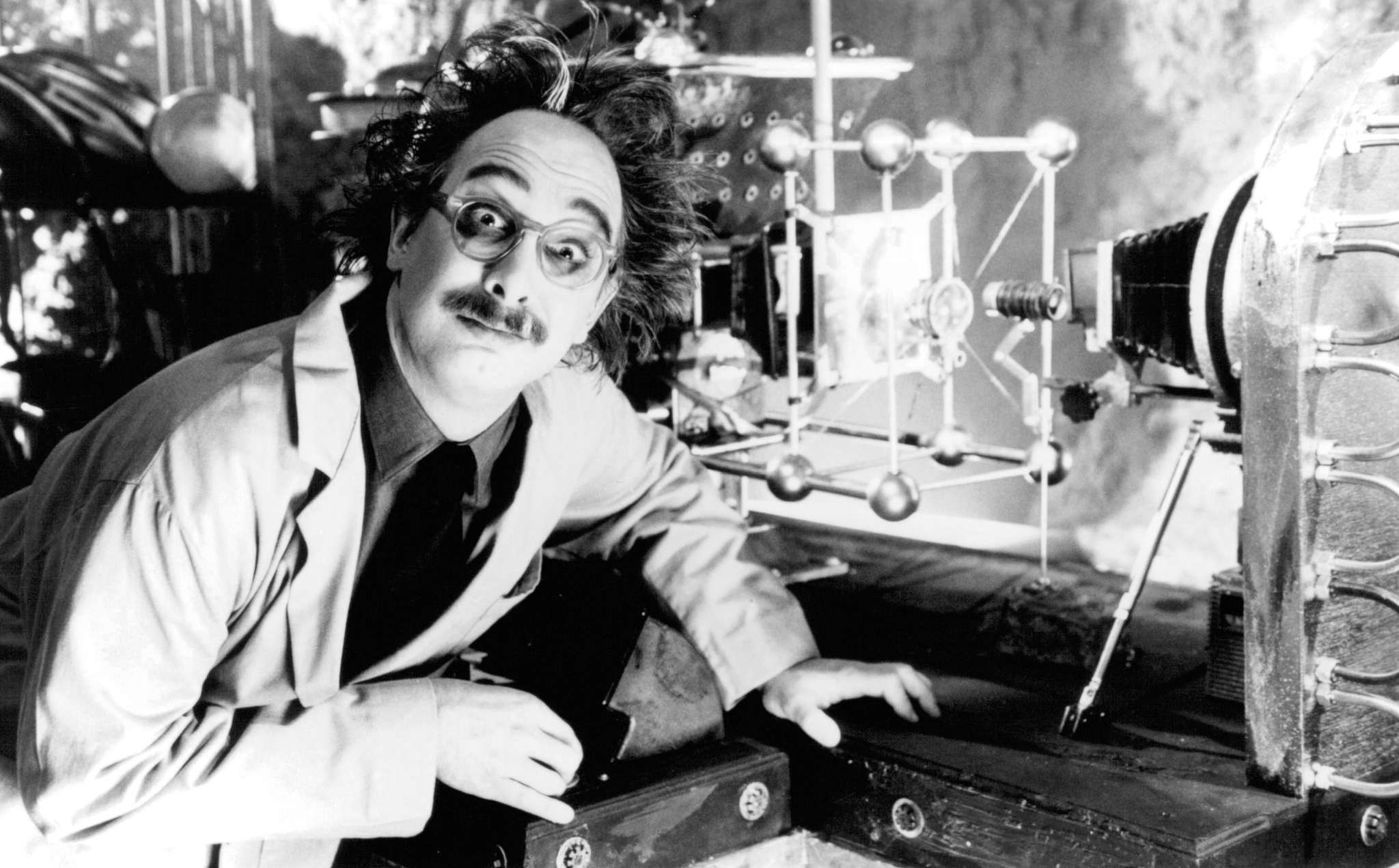 actor Trace Beaulieu large photo