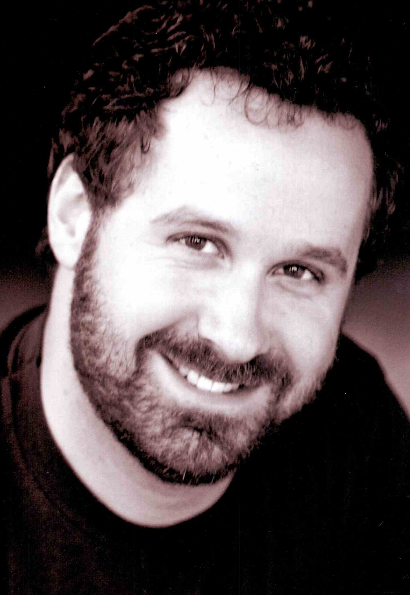 actor Andrew McNee large photo