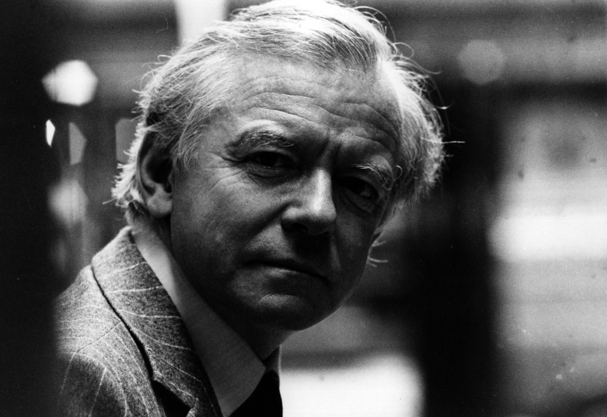 actor Peter Barkworth large photo