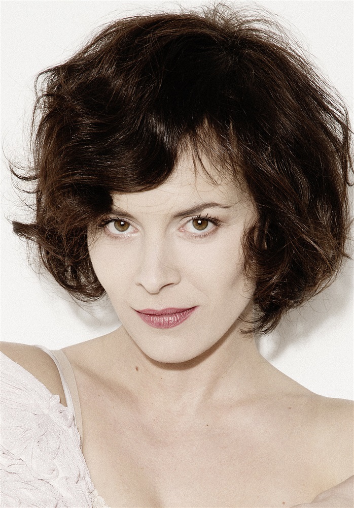 actor Armelle Deutsch large photo