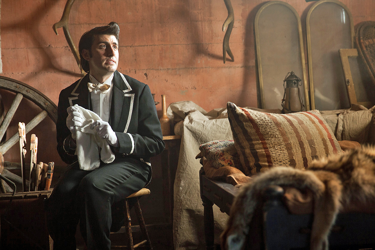 actor Armen Weitzman large photo