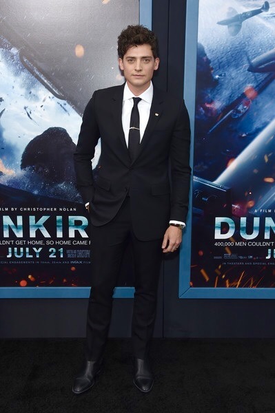 actor Aneurin Barnard large photo