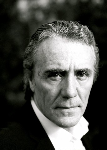 actor Robert Coleby large photo