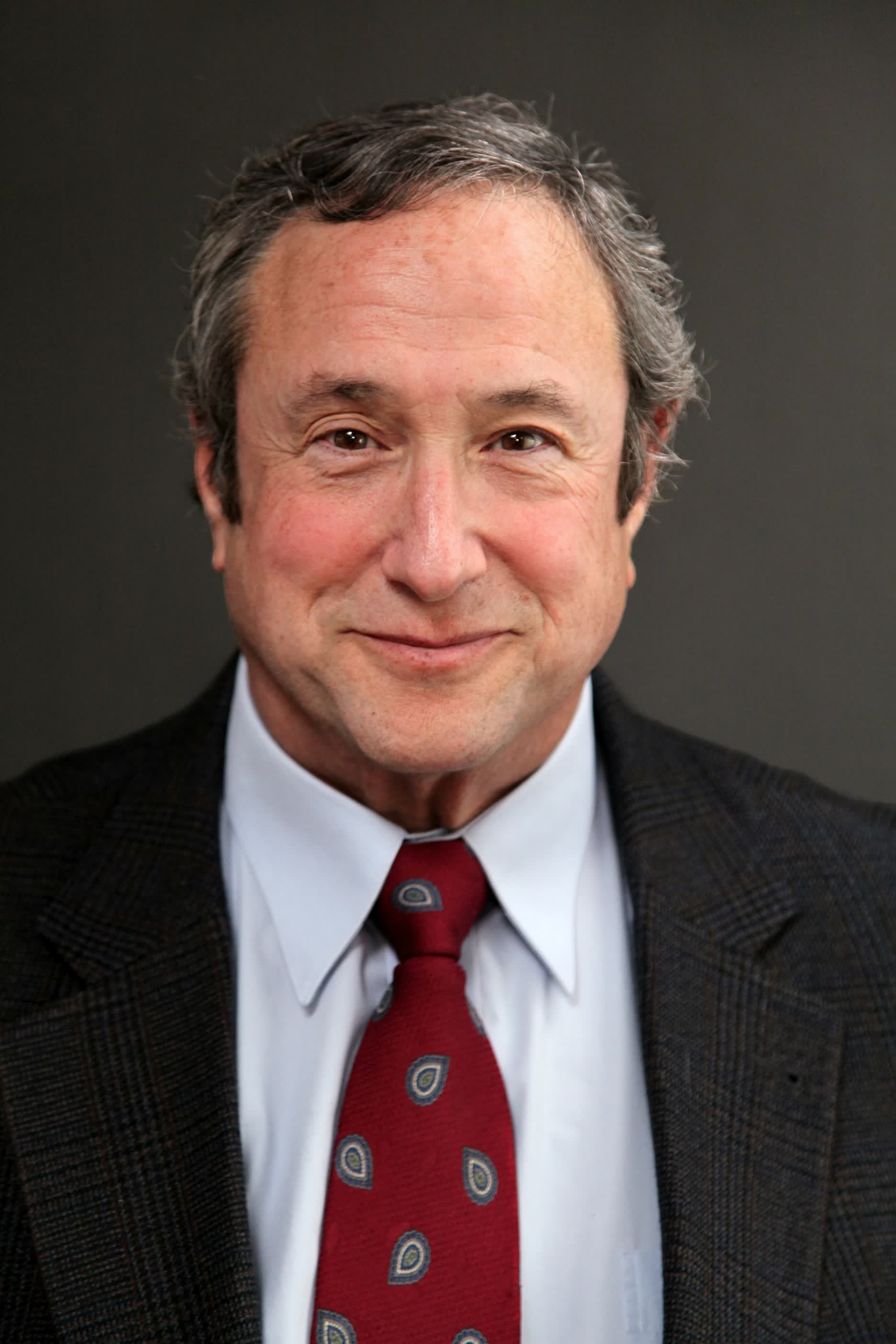 actor Stuart Pankin large photo