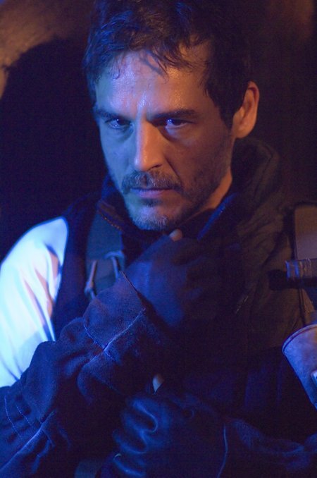 actor Pablo Scola large photo