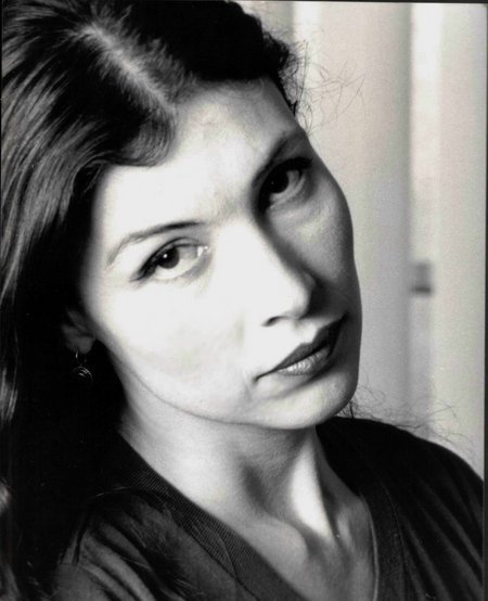 actor Diane Ayala Goldner large photo