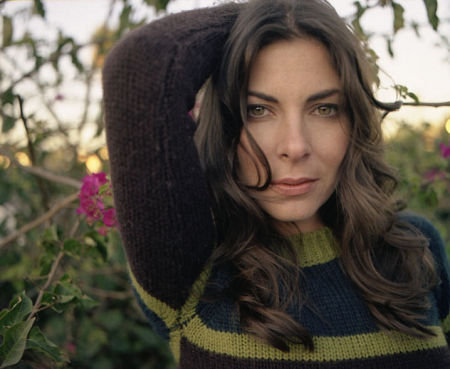 actor Mina Badie large photo