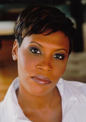 actor Angela Gardner large photo