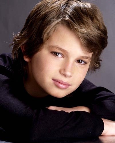 actor Oliver Davis large photo