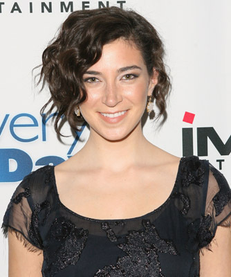 actor Rebecca Lawrence Levy large photo