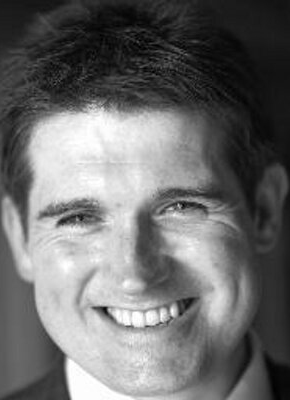 actor Andrew Weir large photo