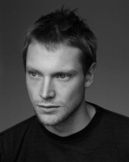 actor Simon Woods large photo