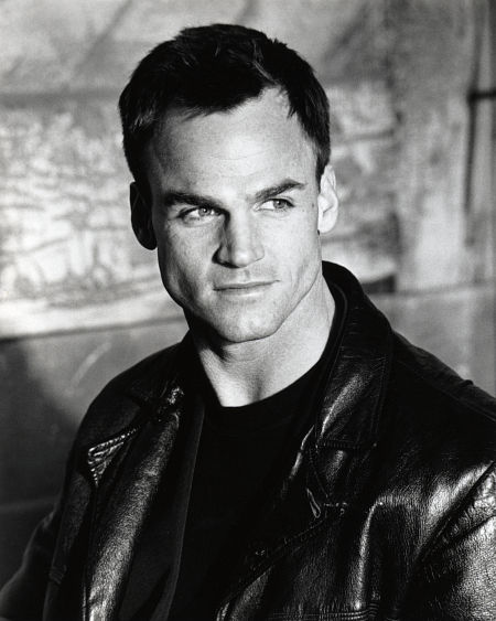 actor Doug Wert large photo