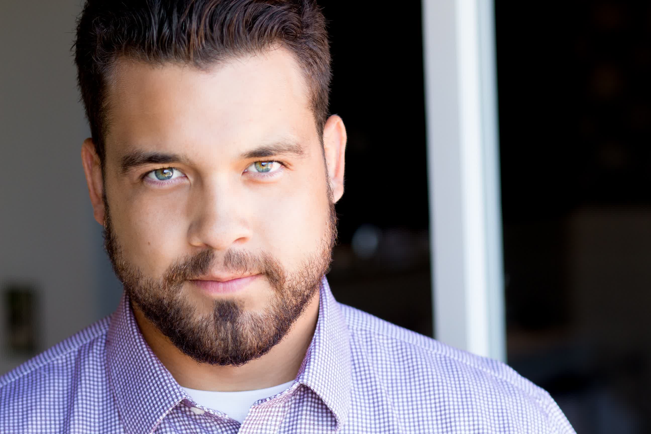 actor Zach Sanchez-Vitale large photo