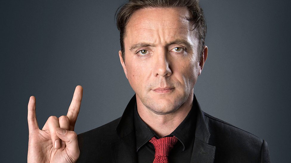 actor Peter Serafinowicz large photo