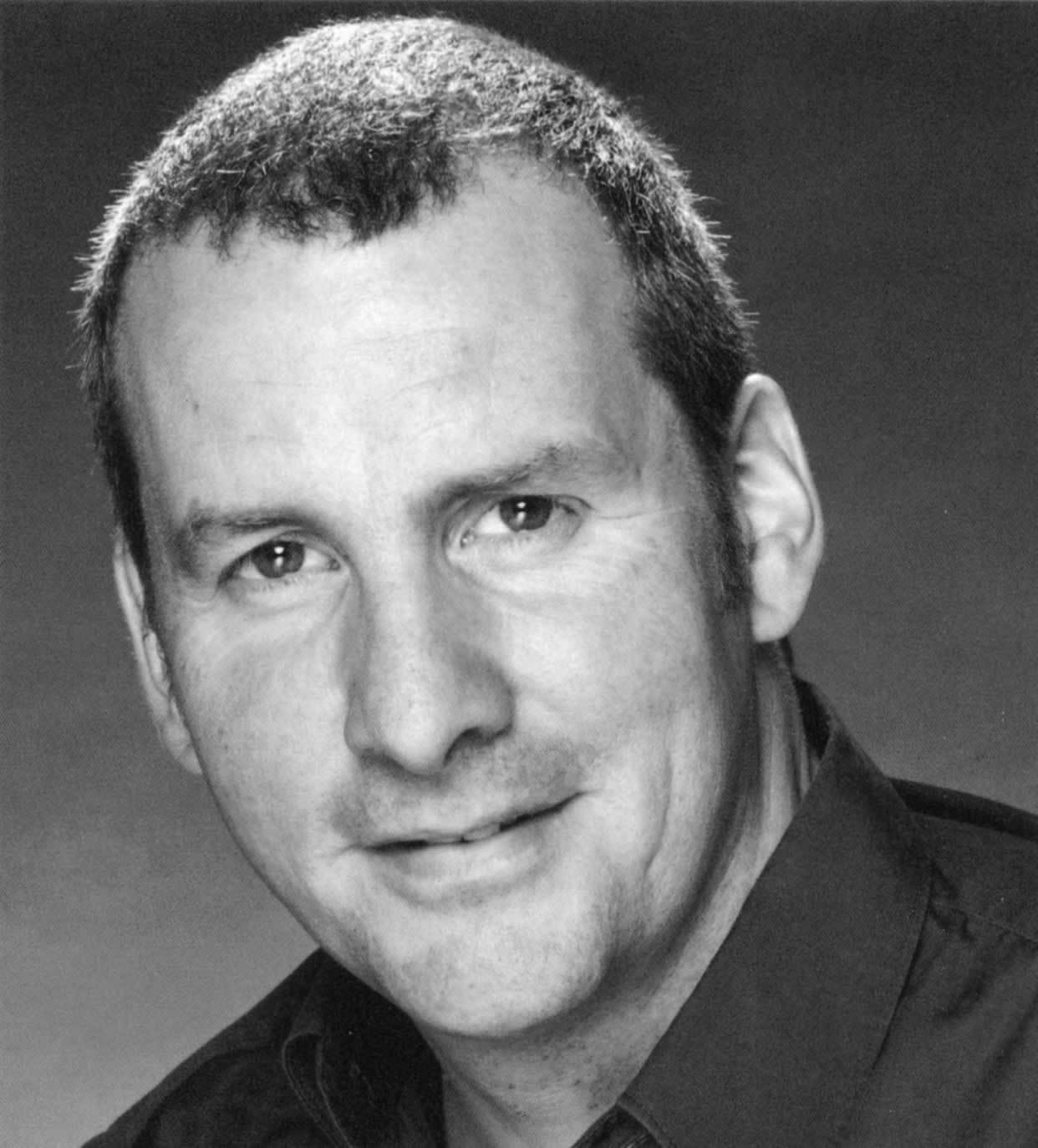 actor Chris Barrie large photo