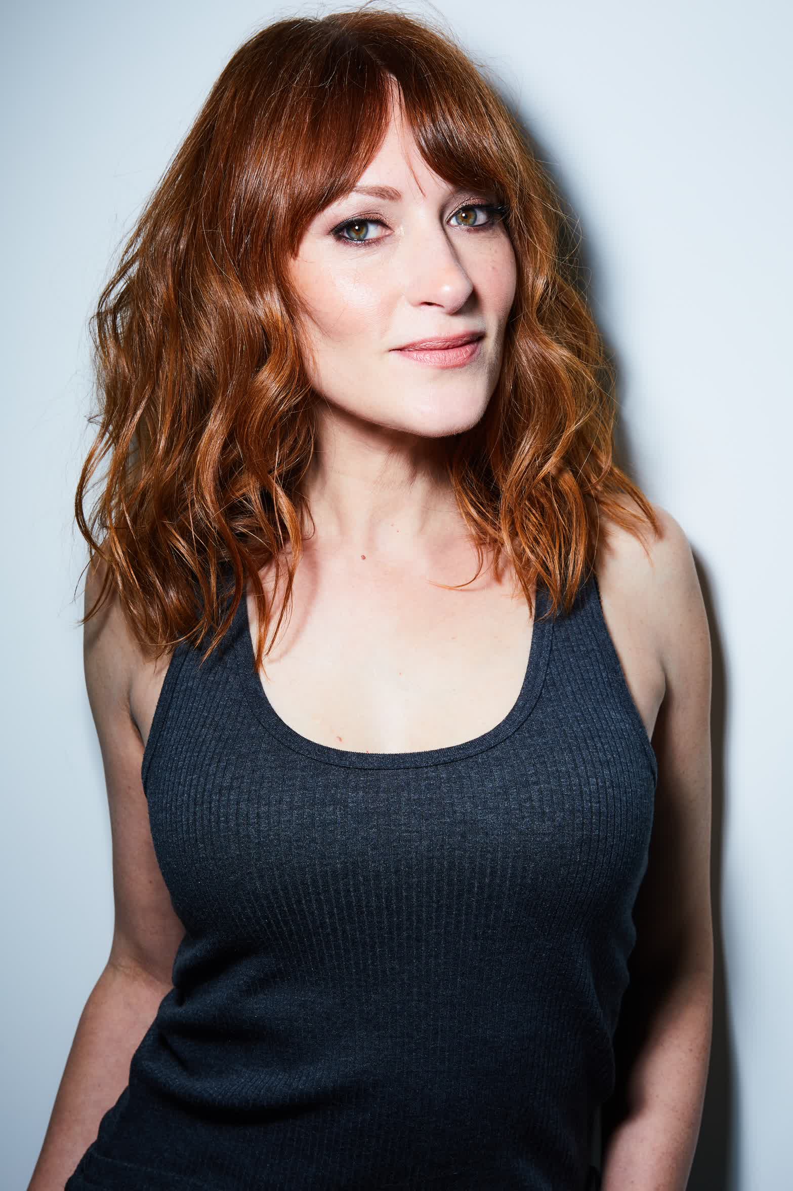 actor Brea Bee large photo