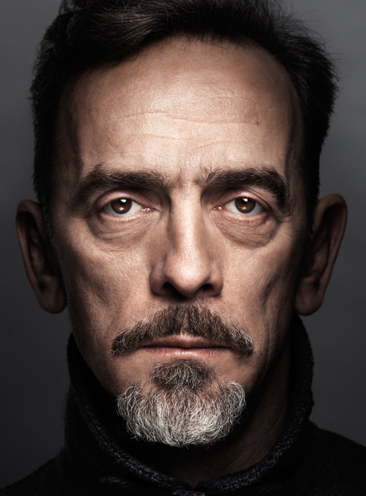 actor Adrian Schiller large photo