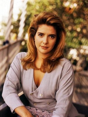 actor Mary Jo Keenen large photo