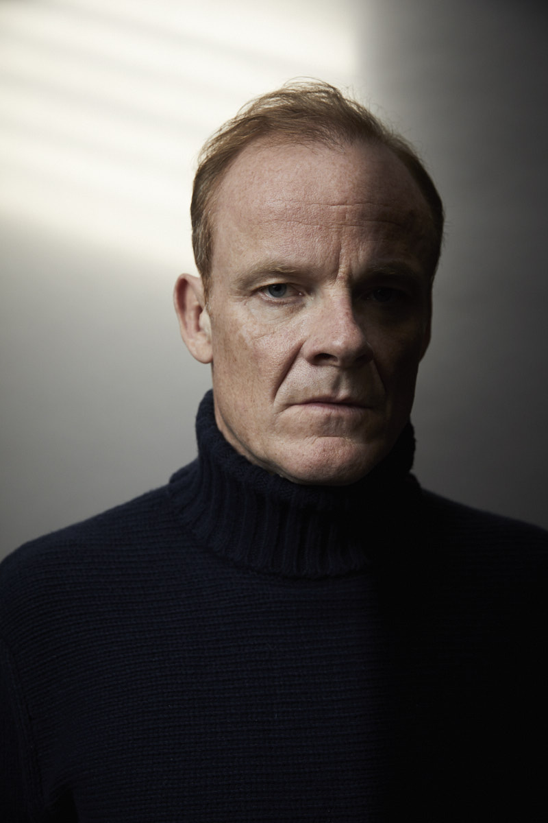 actor Alistair Petrie large photo