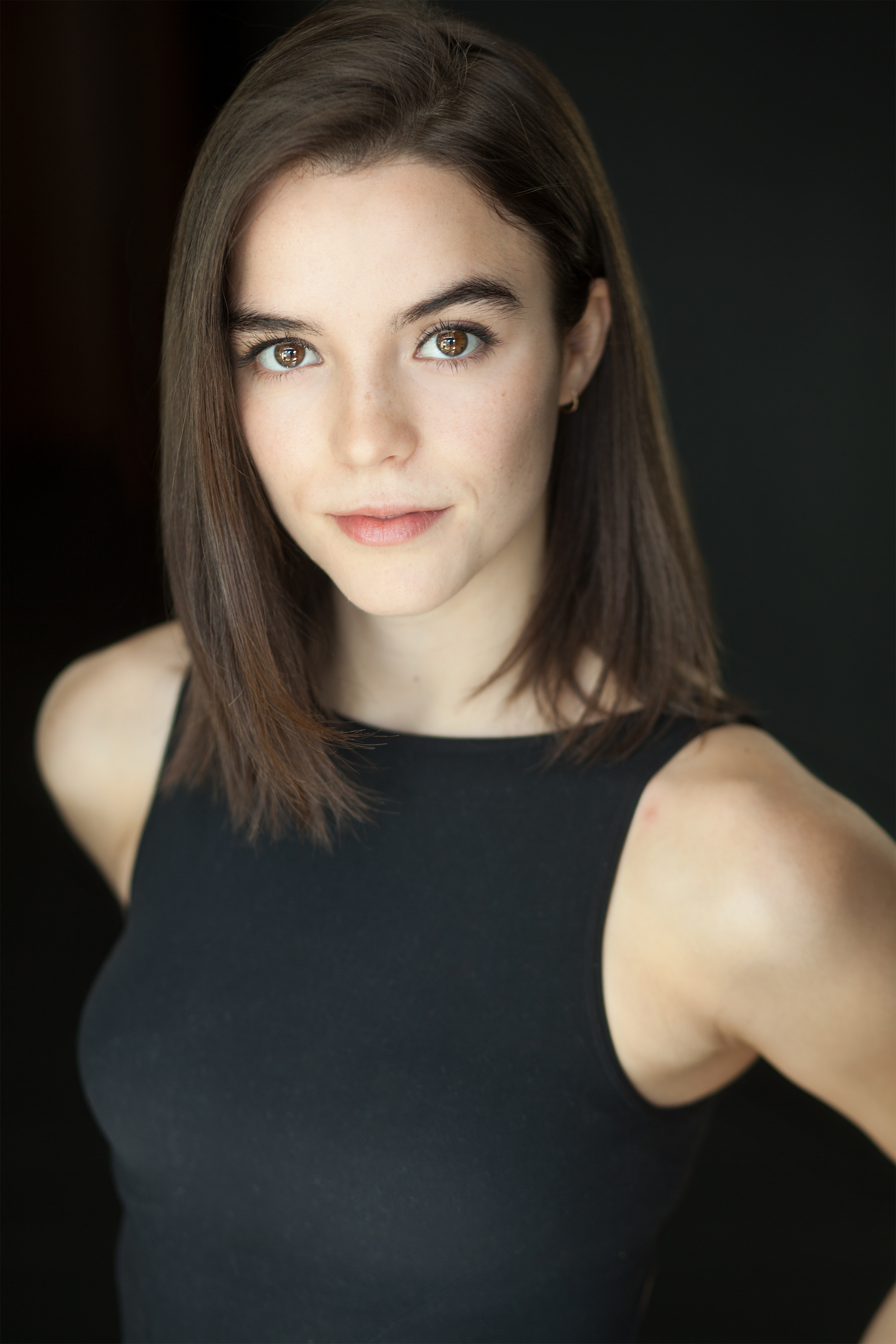 actor Naomi Frenette large photo