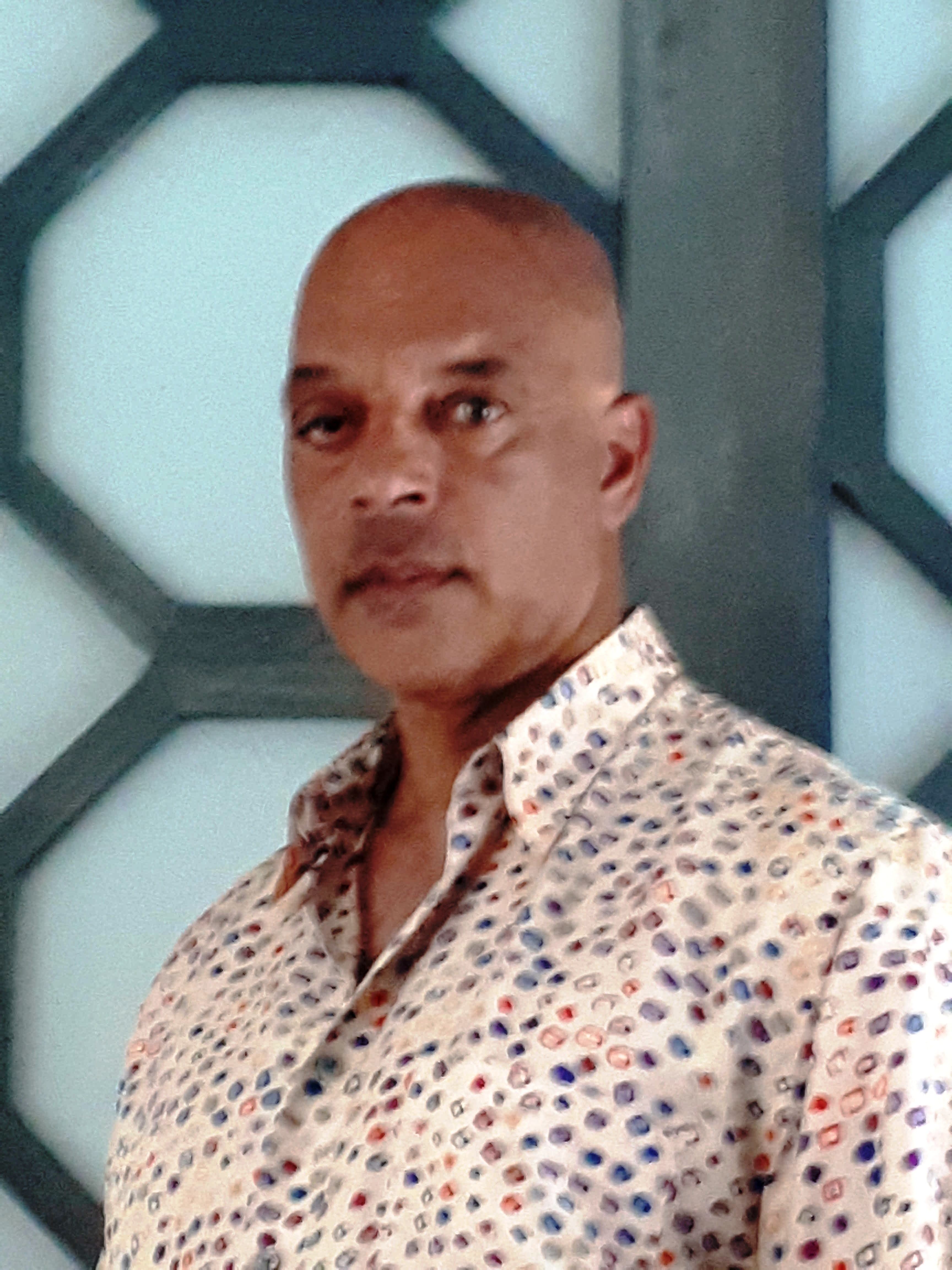 actor Nick Alachiotis large photo