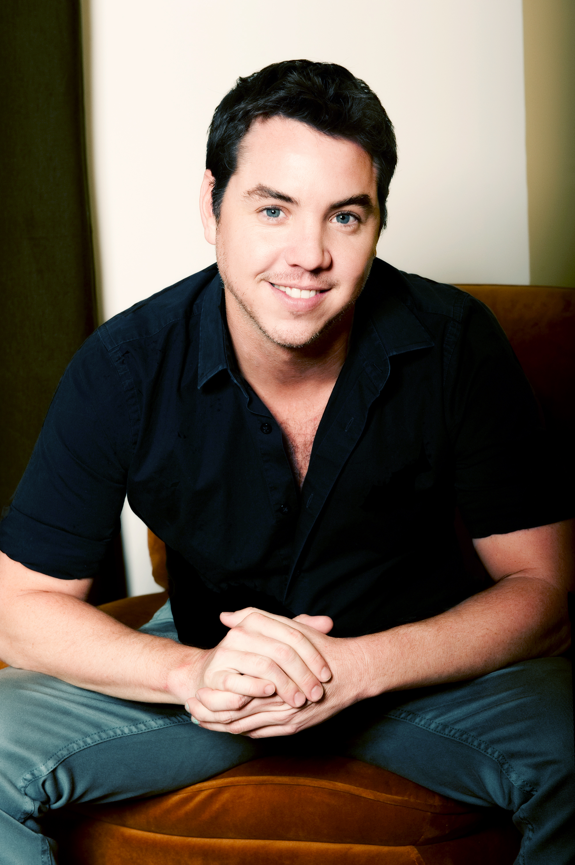 actor Greg Baine large photo