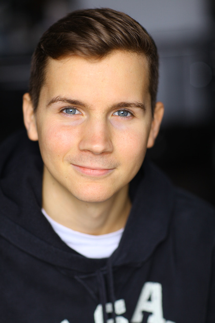 actor Mattie Liptak large photo