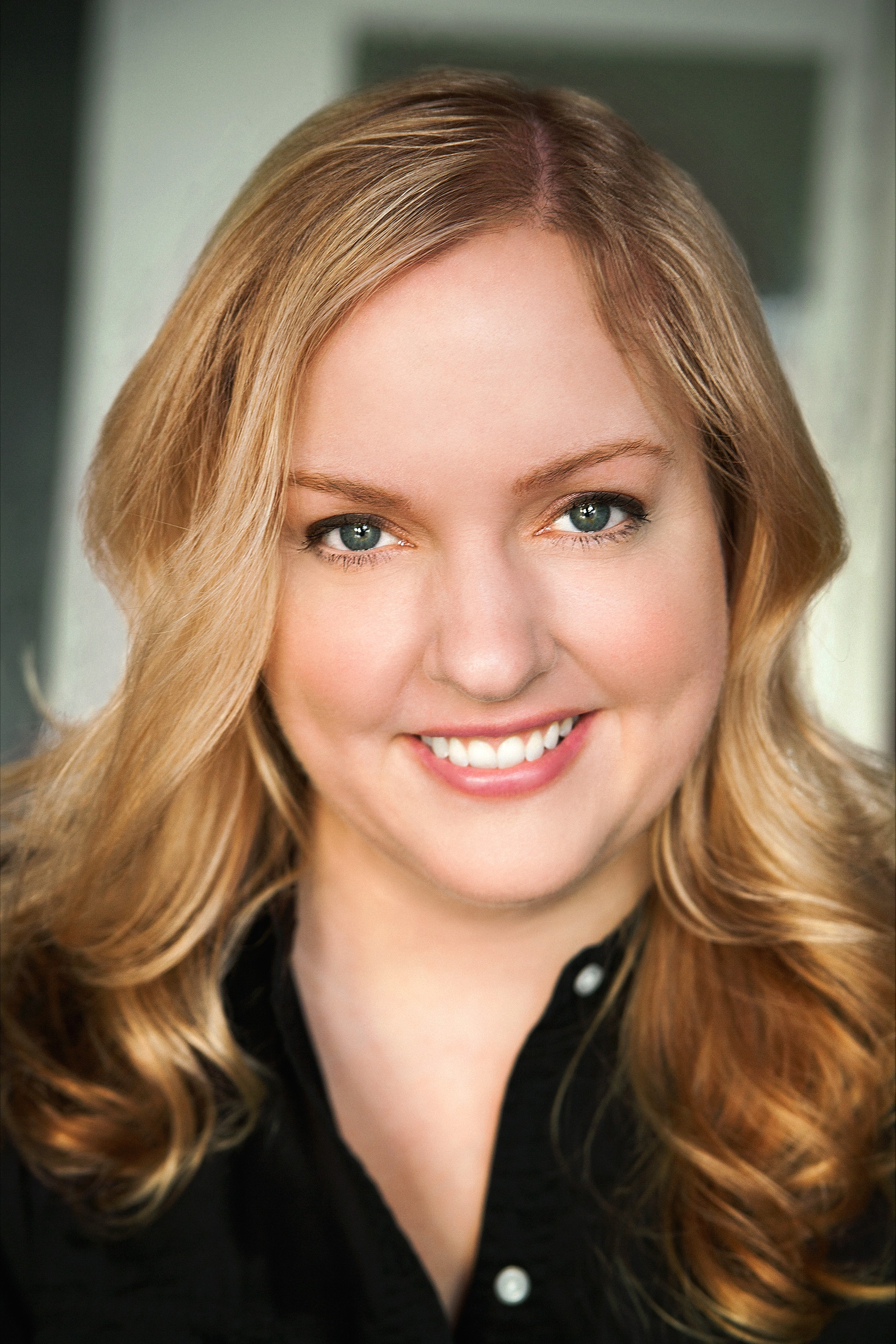 actor Sarah Baker large photo