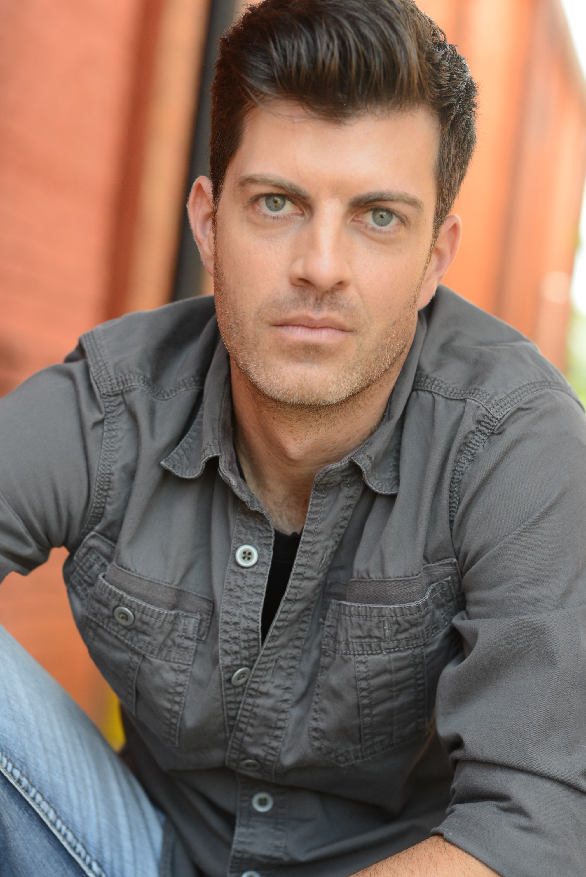 actor Ryan Lewis large photo