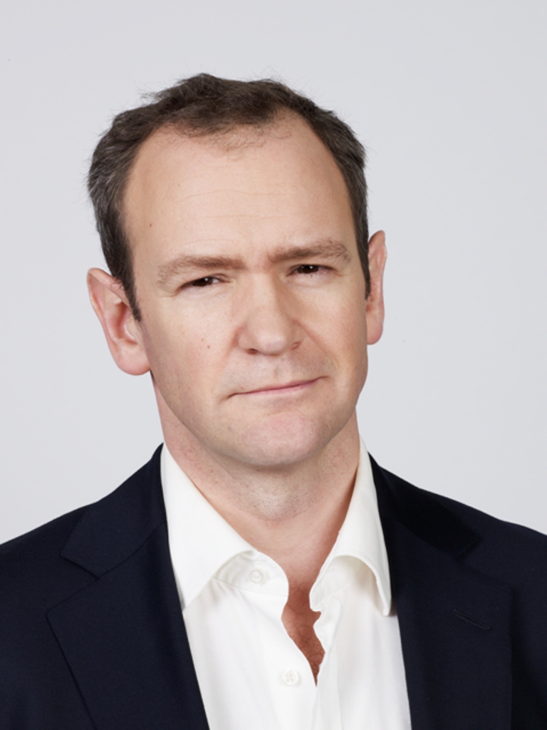 actor Alexander Armstrong large photo