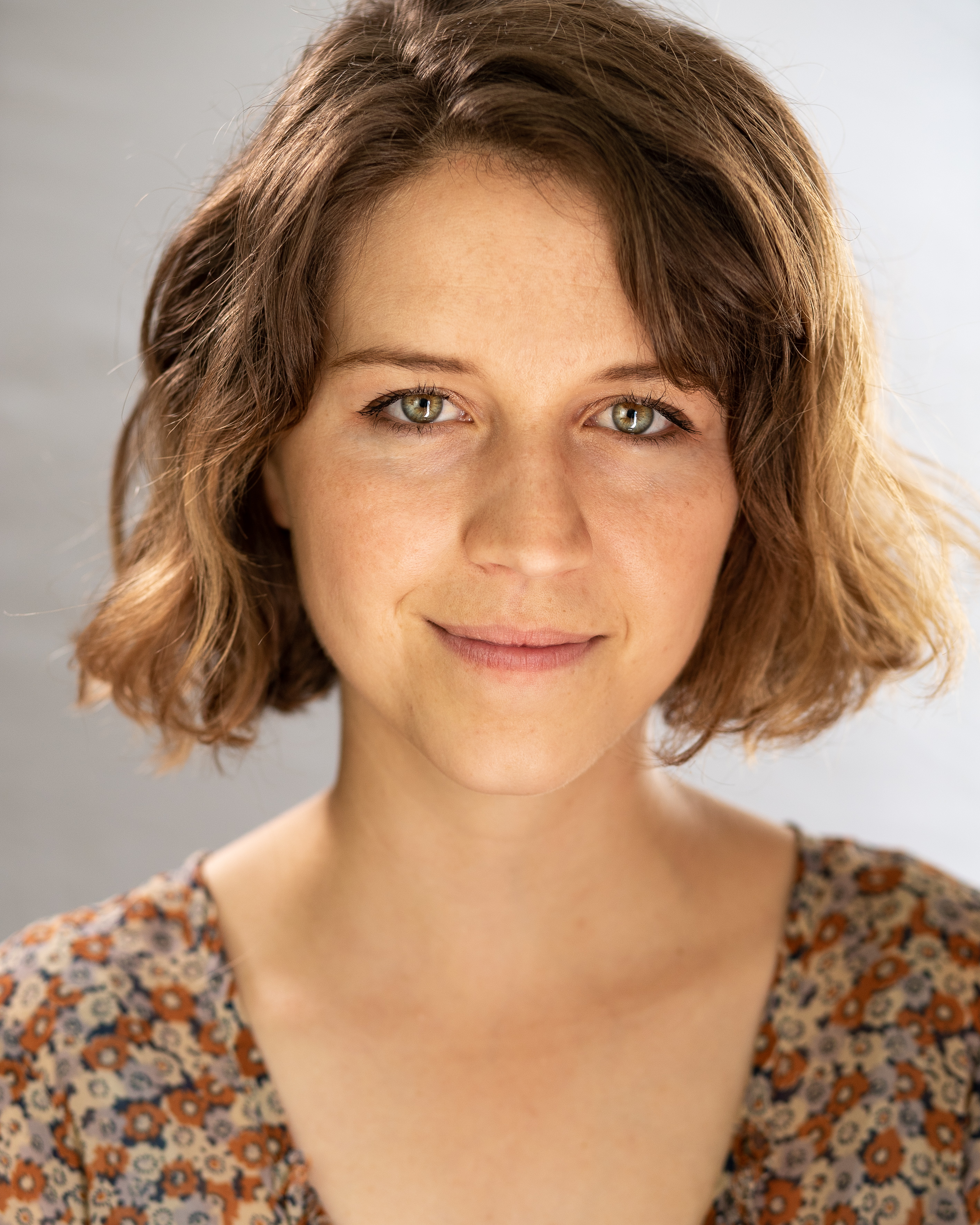 actor Hannah Black large photo