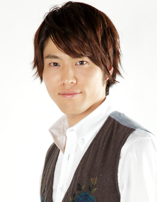 actor Miyu Irino large photo