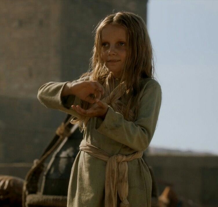 actor Lottie Steer large photo