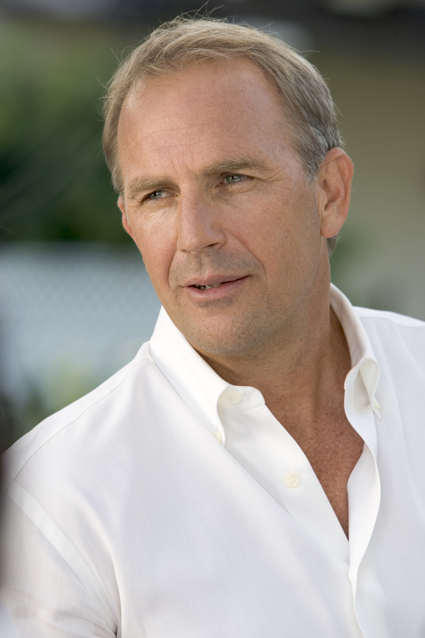 actor Kevin Costner large photo