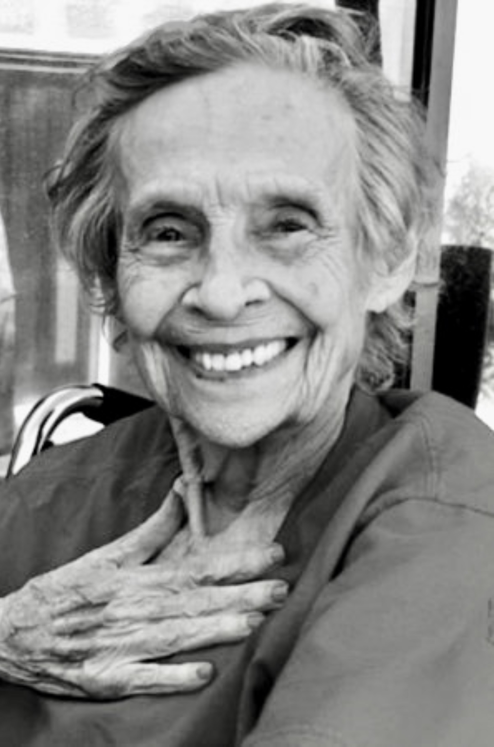 actor Barbara Dodd large photo