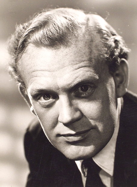 actor Joss Ackland large photo