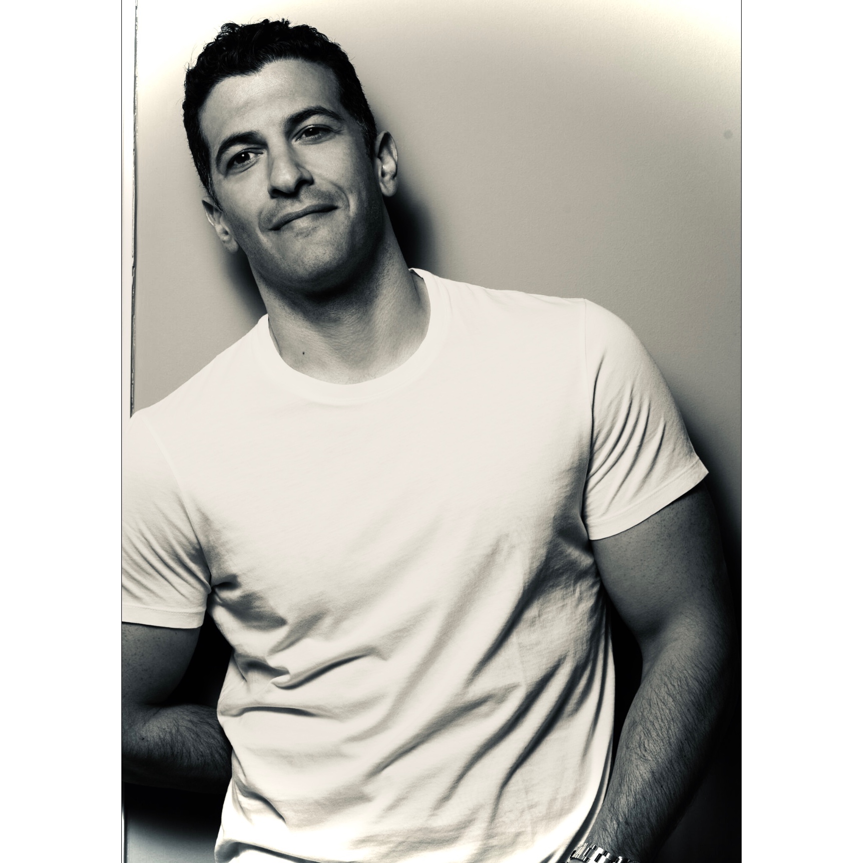 actor Simon Kassianides large photo