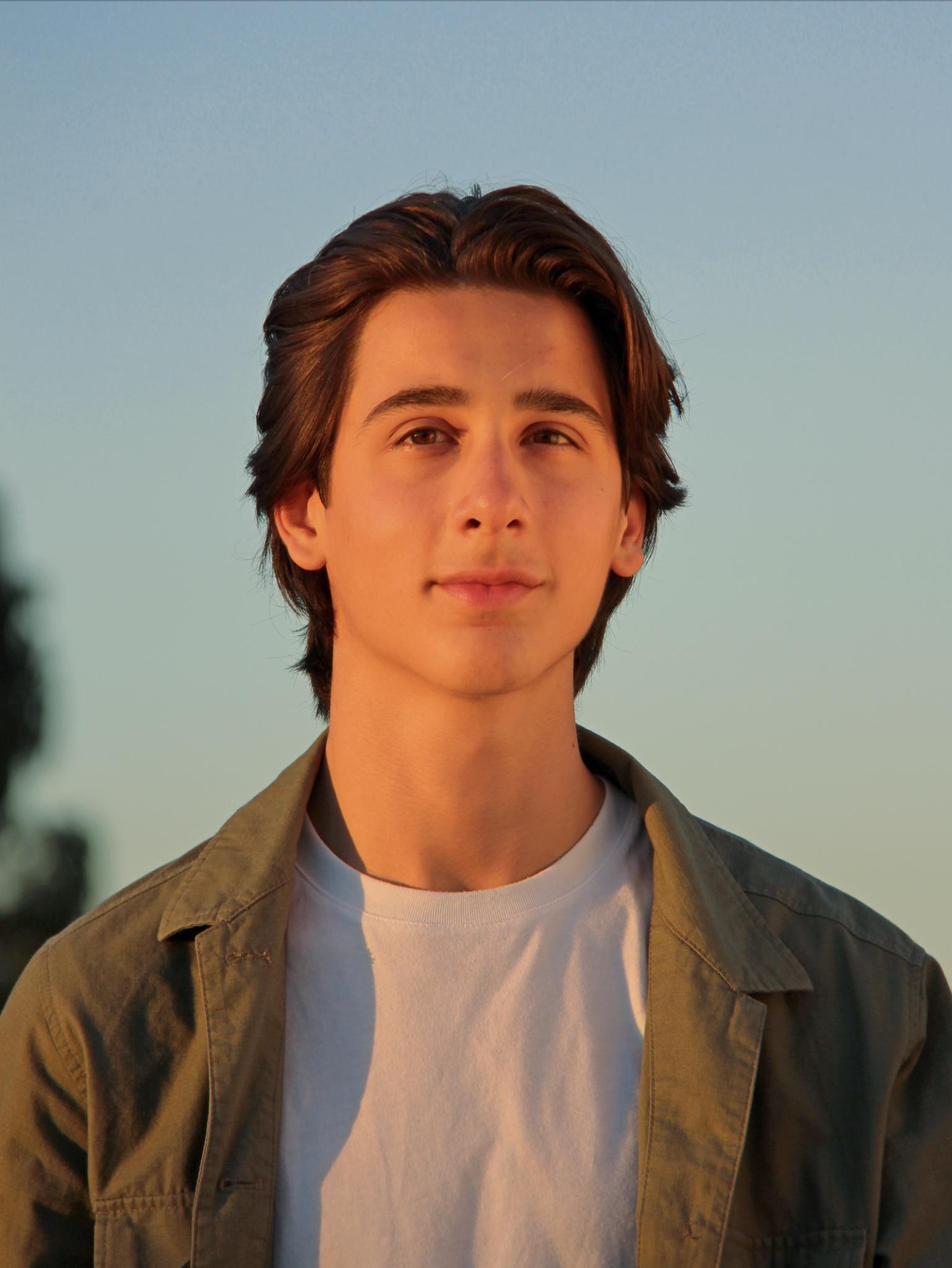 actor Lino Facioli large photo