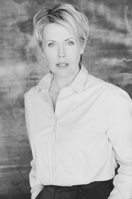 actor Alice Vaughn large photo