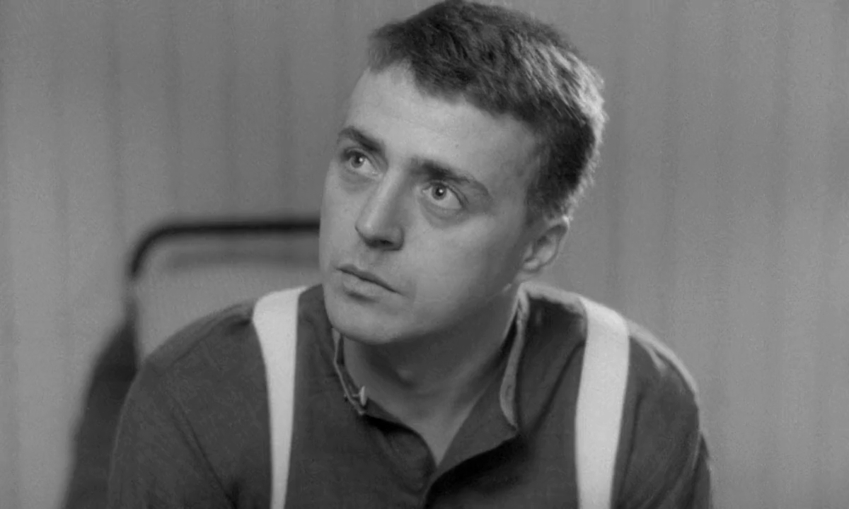 actor Nicholas Ball large photo