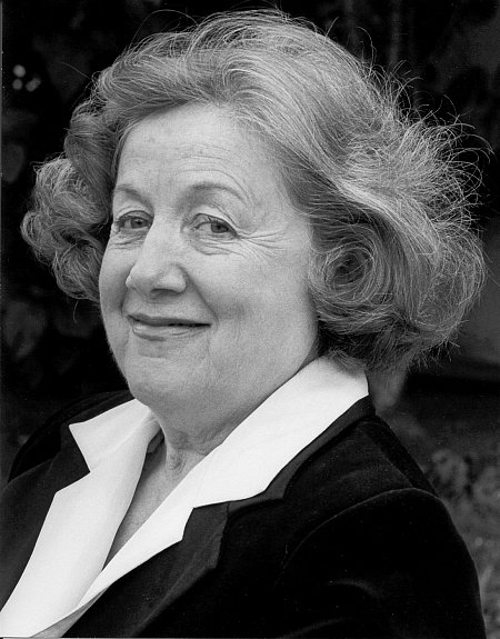 actor Nora Dunfee large photo