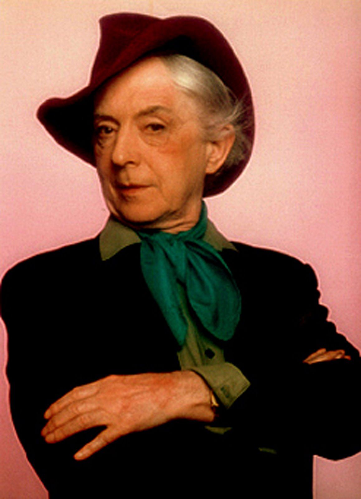 actor Quentin Crisp large photo